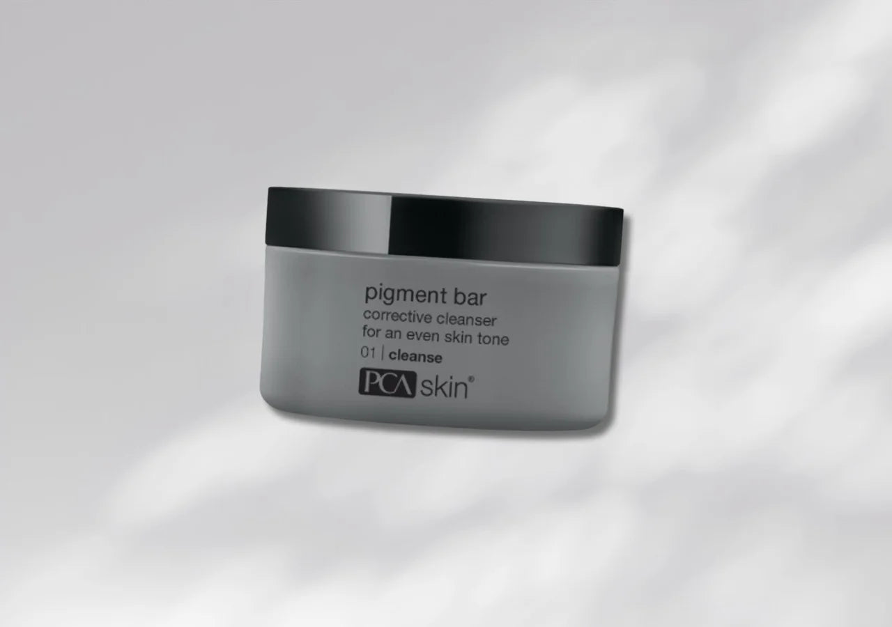 PCA Skin Brightening Bar® with niacinamide and green tea extract calms and strengthens skin while reducing irritation.