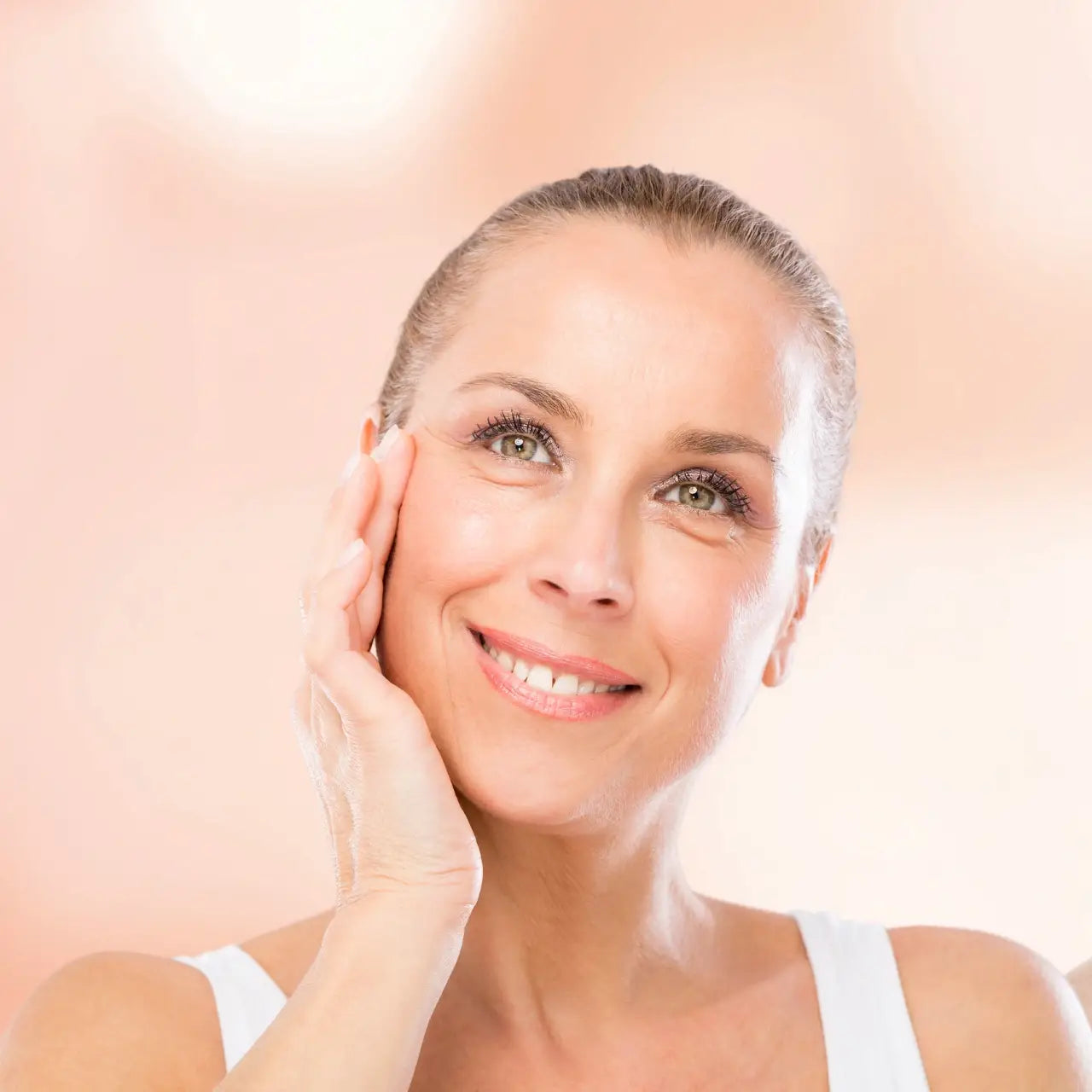 Intense hydration with Biophora Rejuvenating Elixir serum to plump and moisturize dry skin.