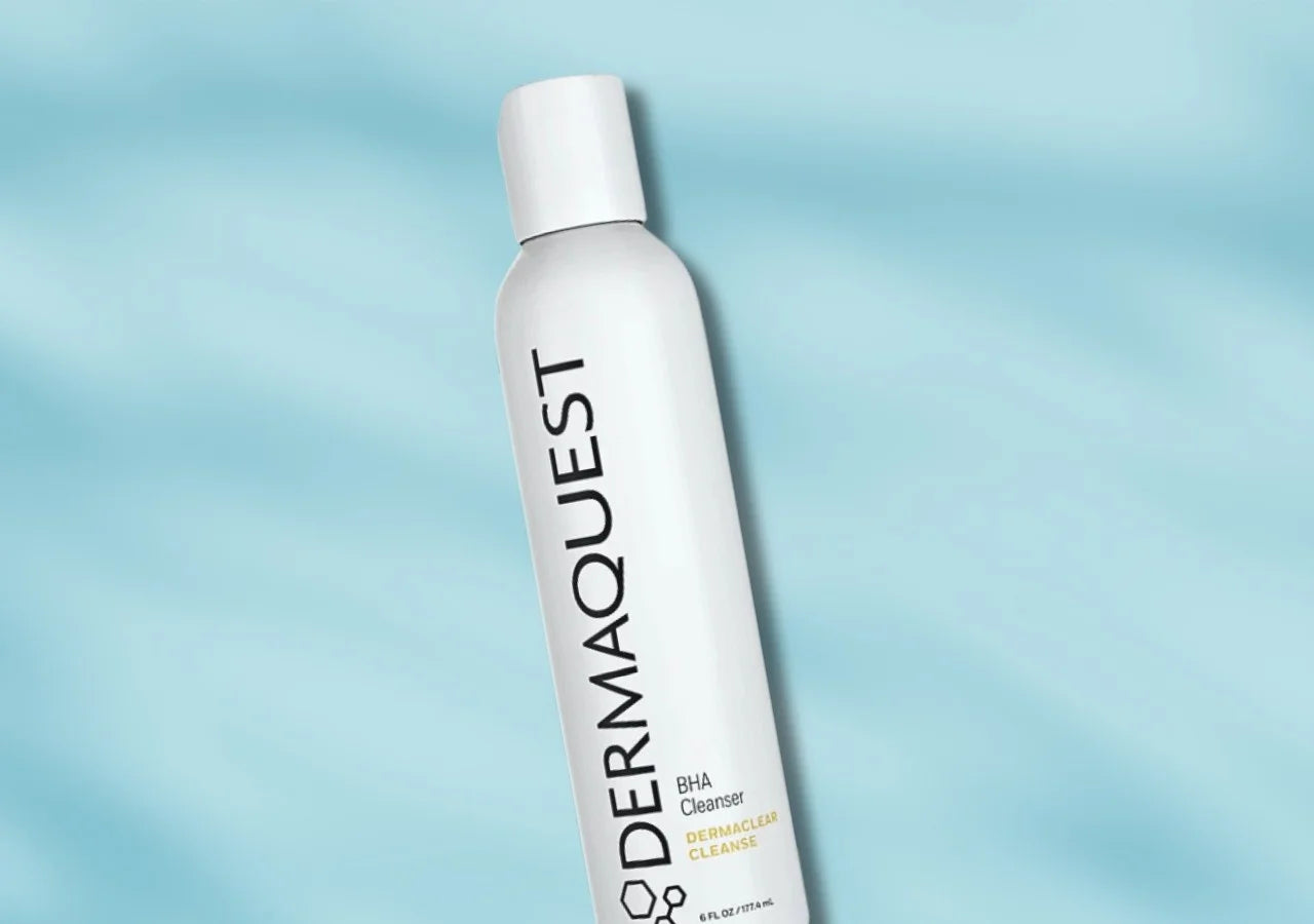 Hydrating acne cleanser with Sorbitol & skin-conditioning agents to restore moisture while controlling excess oil.