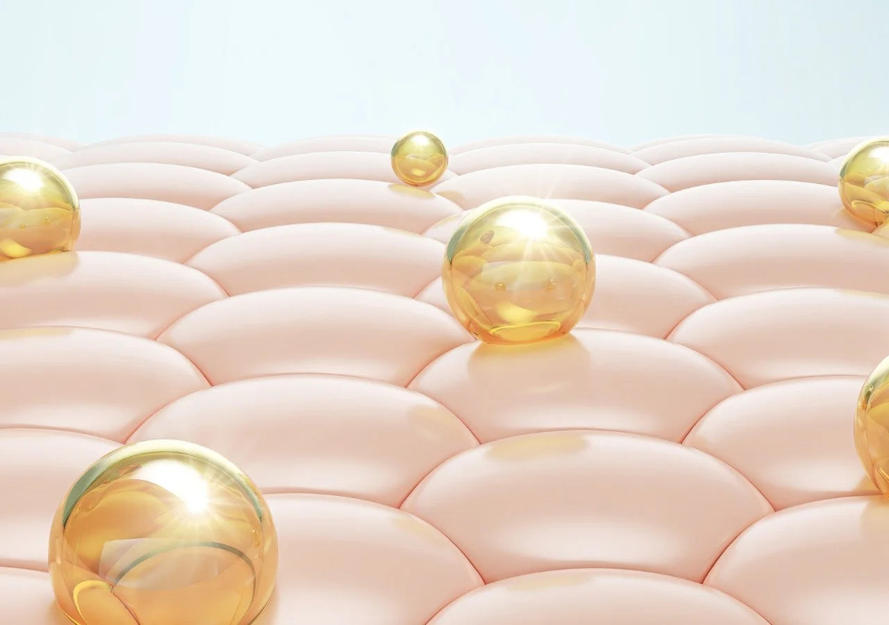 Hydrating lip treatment with Hyaluronic Acid & Jojoba Oil for long-lasting moisture and softness.