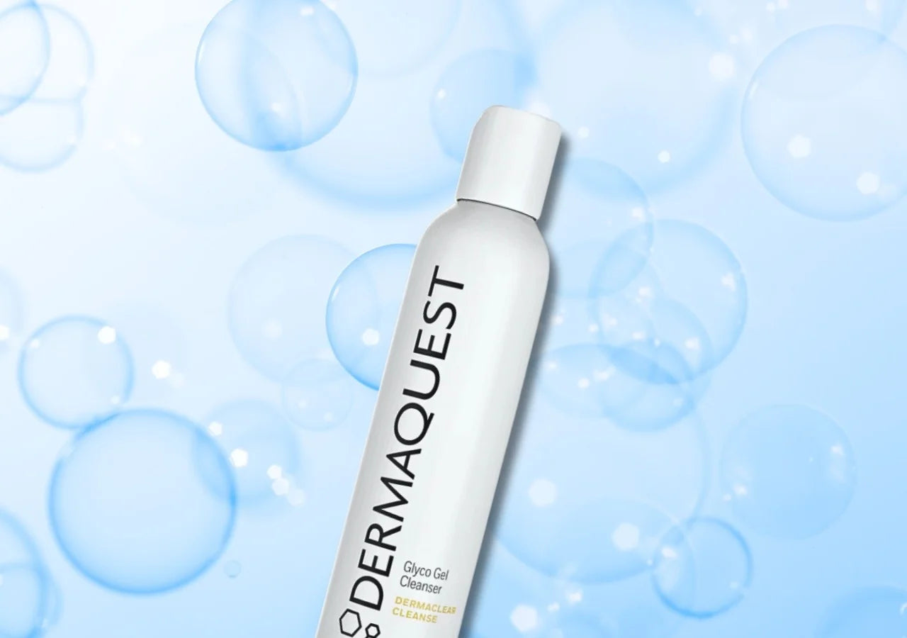 Hydrating gel cleanser with Aloe Vera & Lavender Oil to calm and nourish skin while exfoliating.