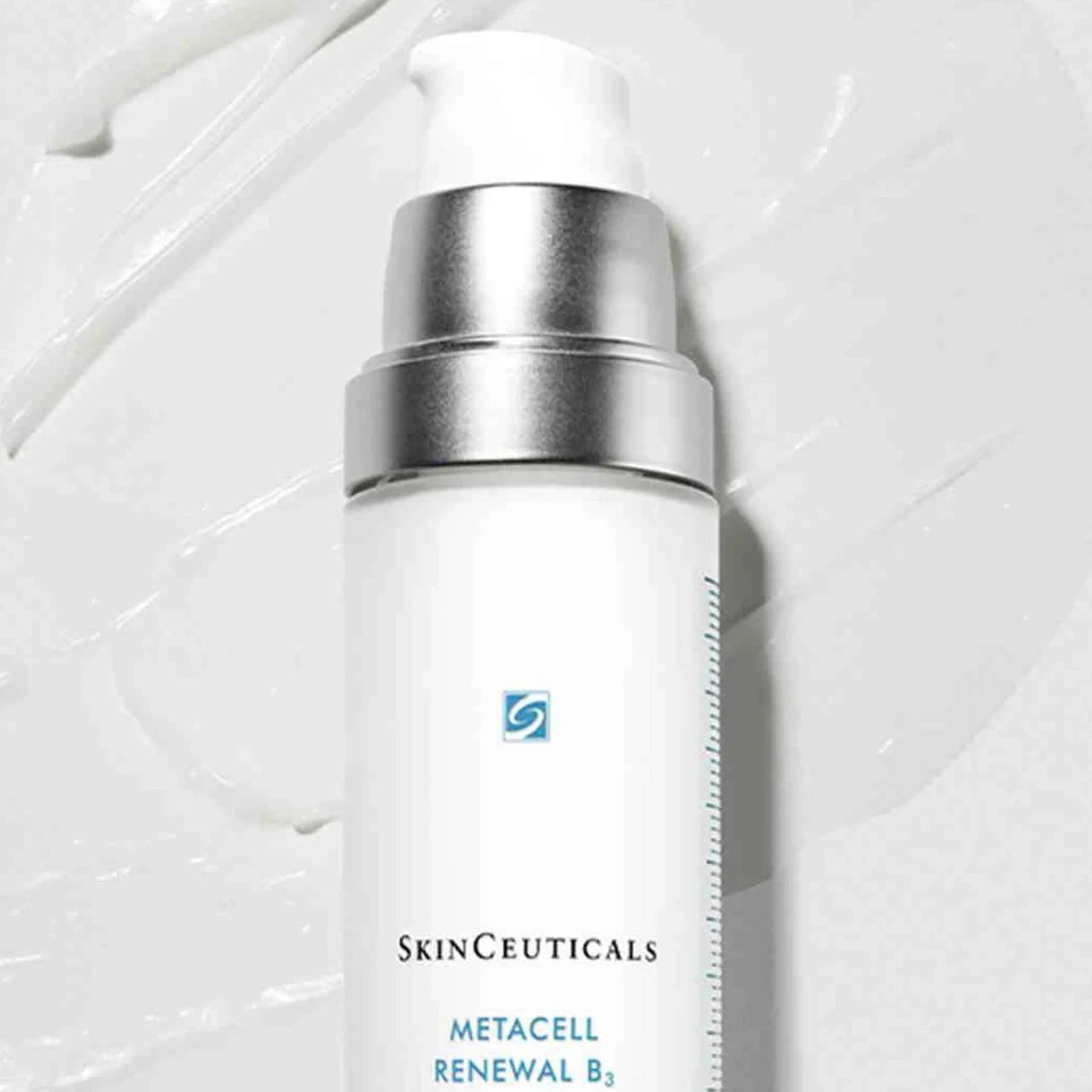 SkinCeuticals Metacell B3 brightens and evens skin tone with niacinamide, reducing discoloration, redness, and early signs of aging.