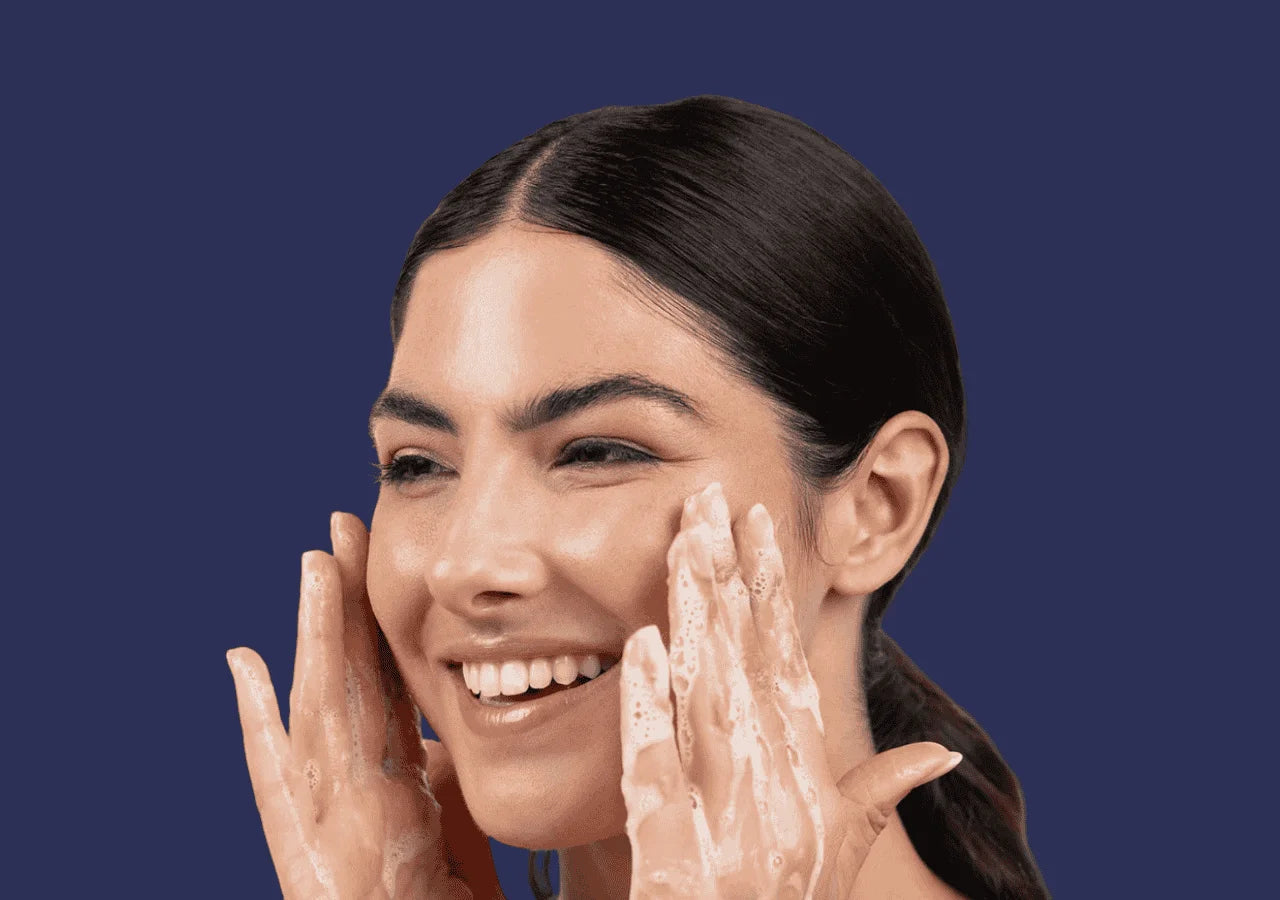 PCA Skin Creamy Cleanser soothes irritation and reduces redness with aloe vera and yucca extract.
