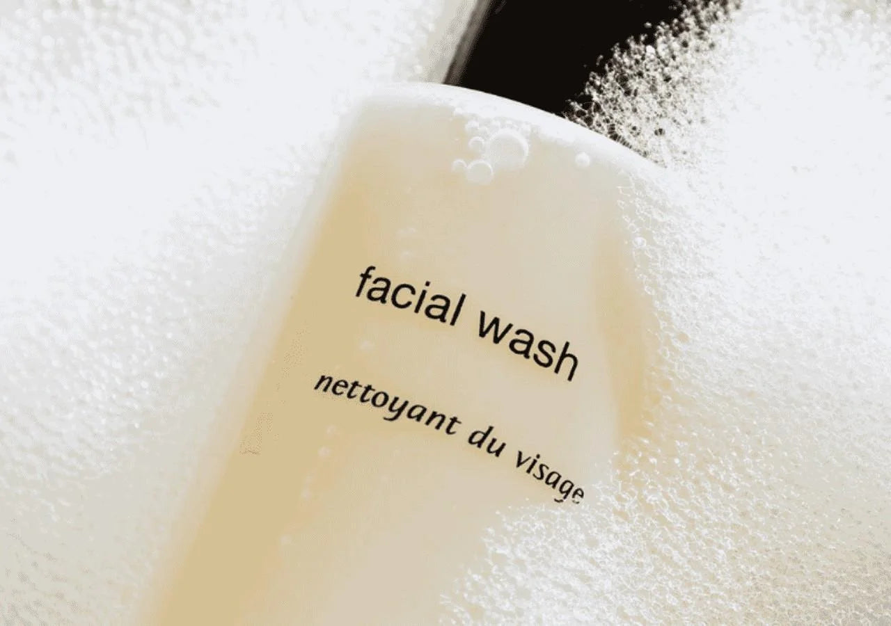 PCA Skin Facial Wash – Soothes & Protects Sensitive Skin with Aloe & Allantoin