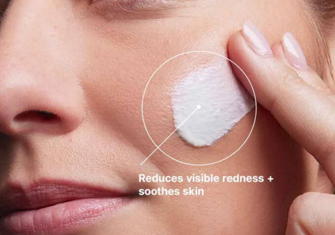 Hybrid Sunscreen Calms Redness and Soothes Irritated Skin