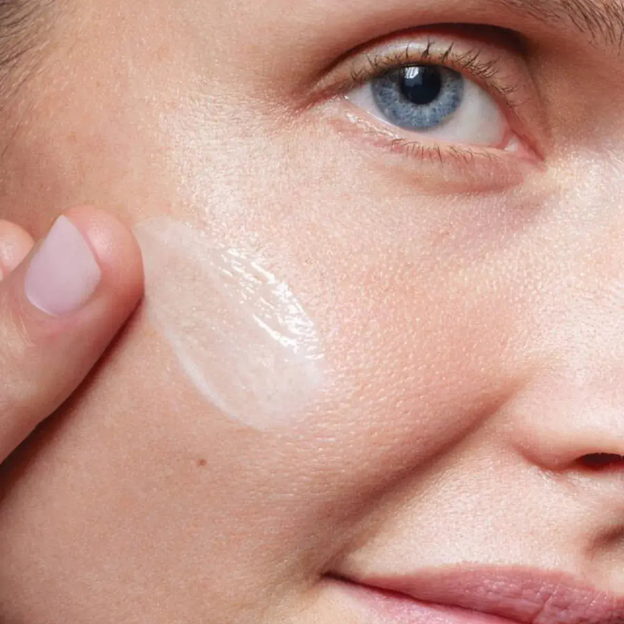 SkinCeuticals Face Cream providing deep hydration, replenishing moisture, and restoring essential lipids for soft, supple skin.