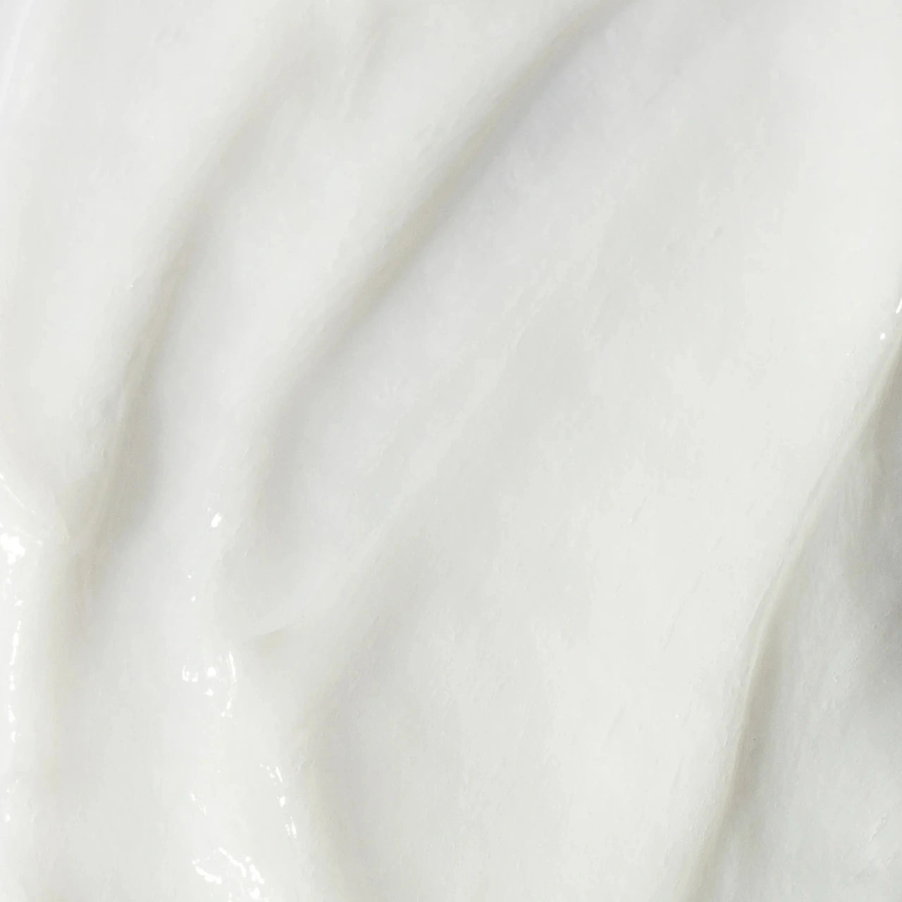 Vivier® Corrector 2 smooths rough, uneven skin texture with Lactic Acid for a refined, healthy glow.