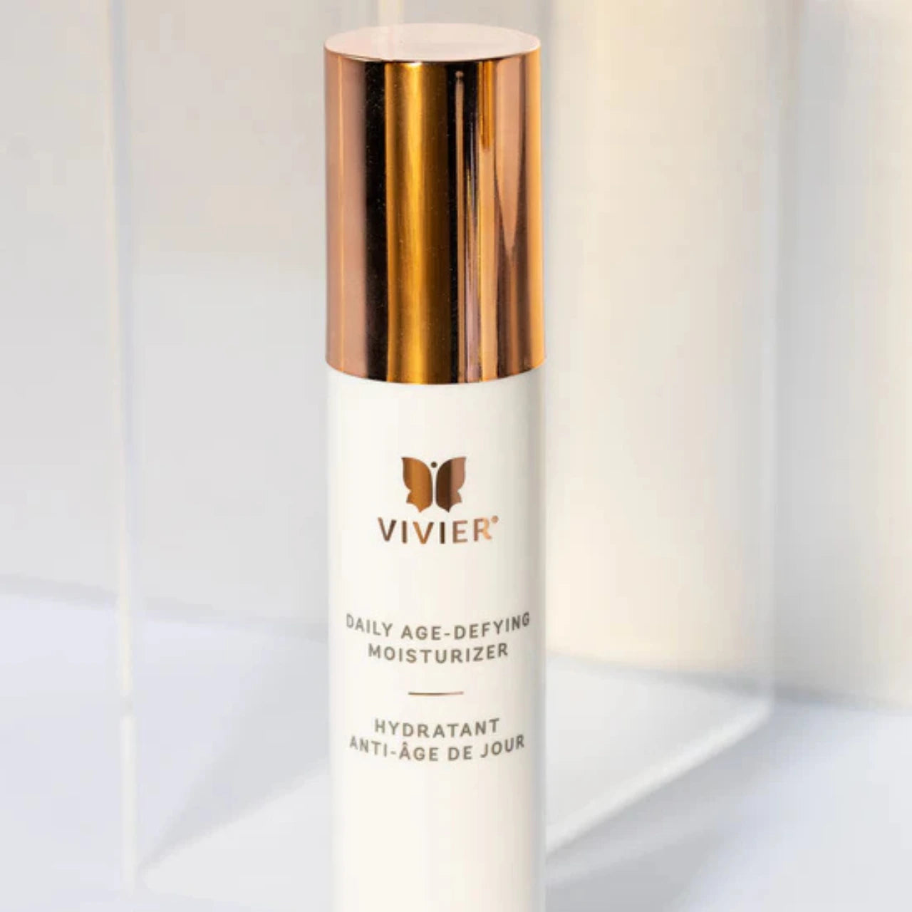 This antioxidant-rich moisturizer helps protect against signs of aging, reducing fine lines and wrinkles while enhancing skin elasticity.