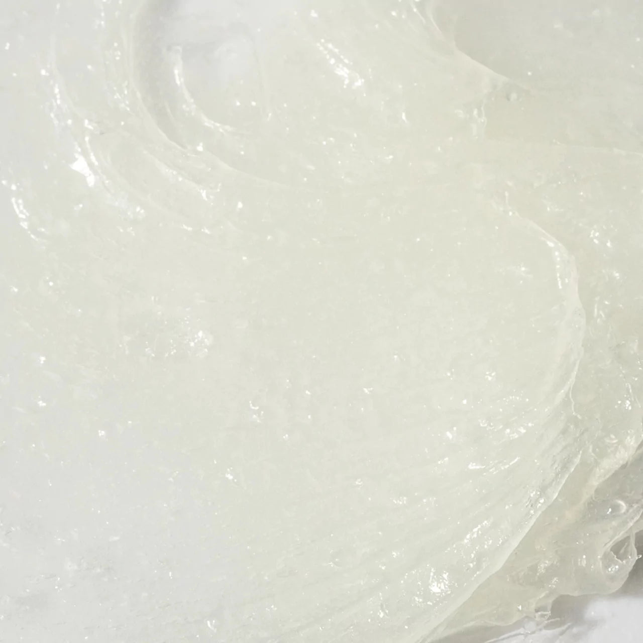 Vivier® V-STAT Advanced Repair Gel accelerates the healing process of damaged skin, promoting faster recovery.