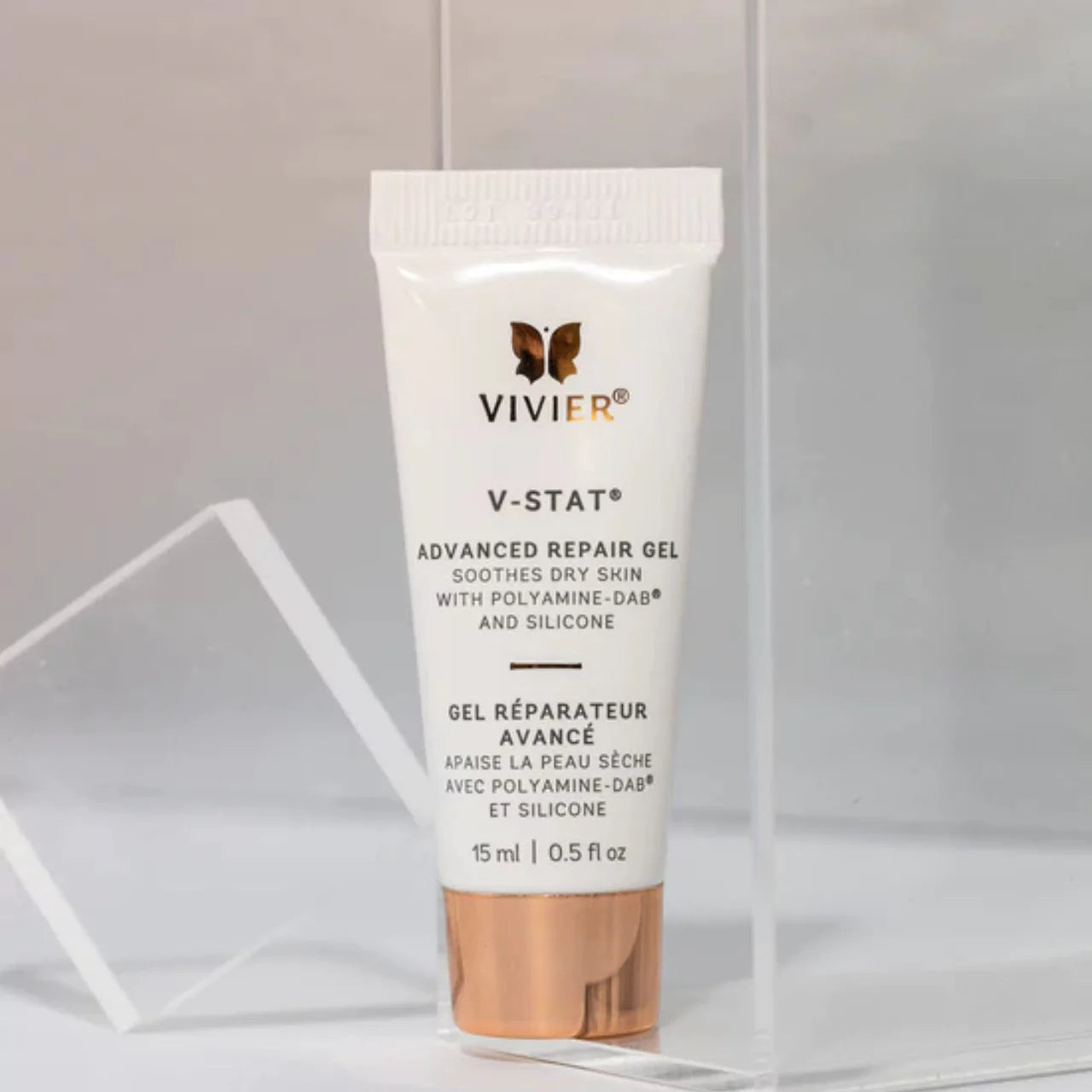 Vivier® V-STAT Advanced Repair Gel soothes irritated skin, reducing redness and discomfort during healing.