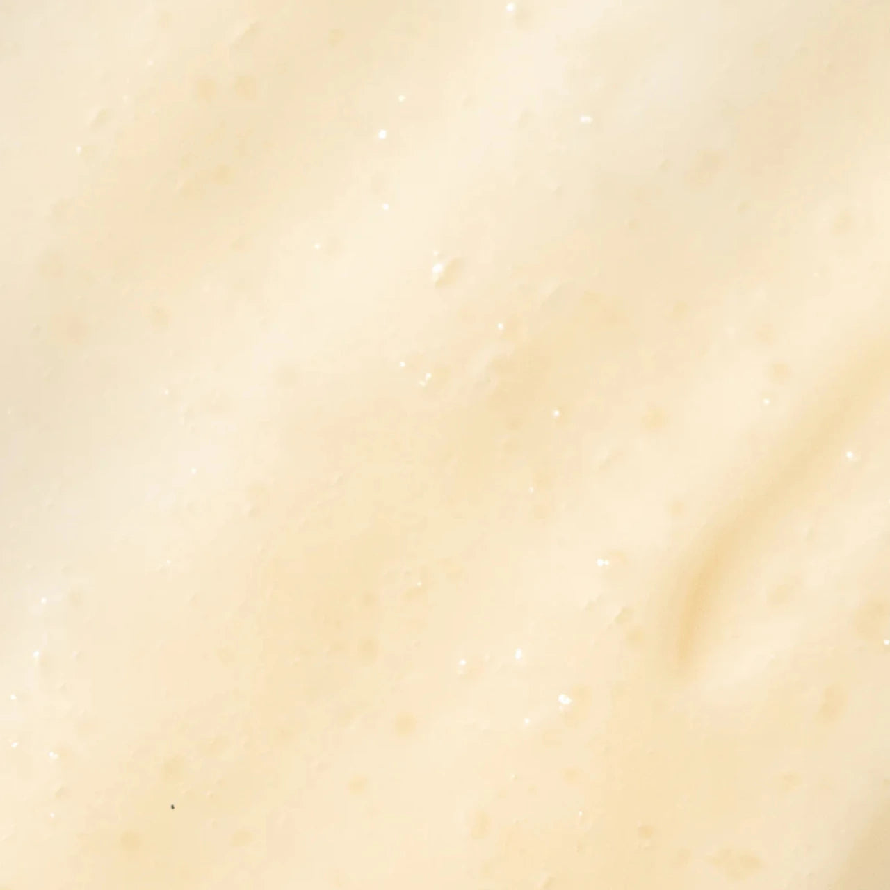 Vivier® Vitamin C Scrub polishes away impurities, refines skin texture, and minimizes pores for a soft, smooth complexion.