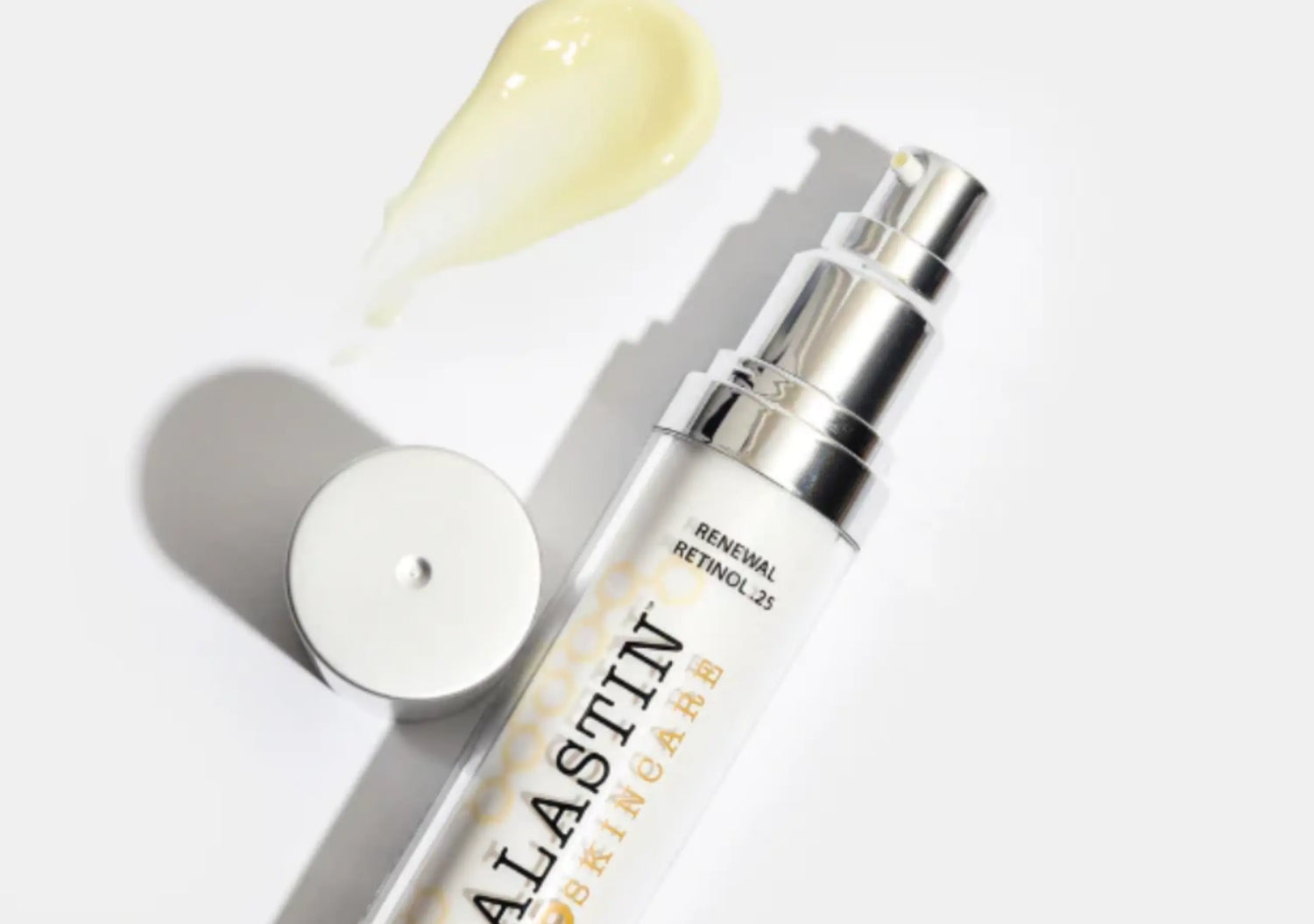 Renewal Retinol with Silver Mushroom delivers deep hydration and soothes skin