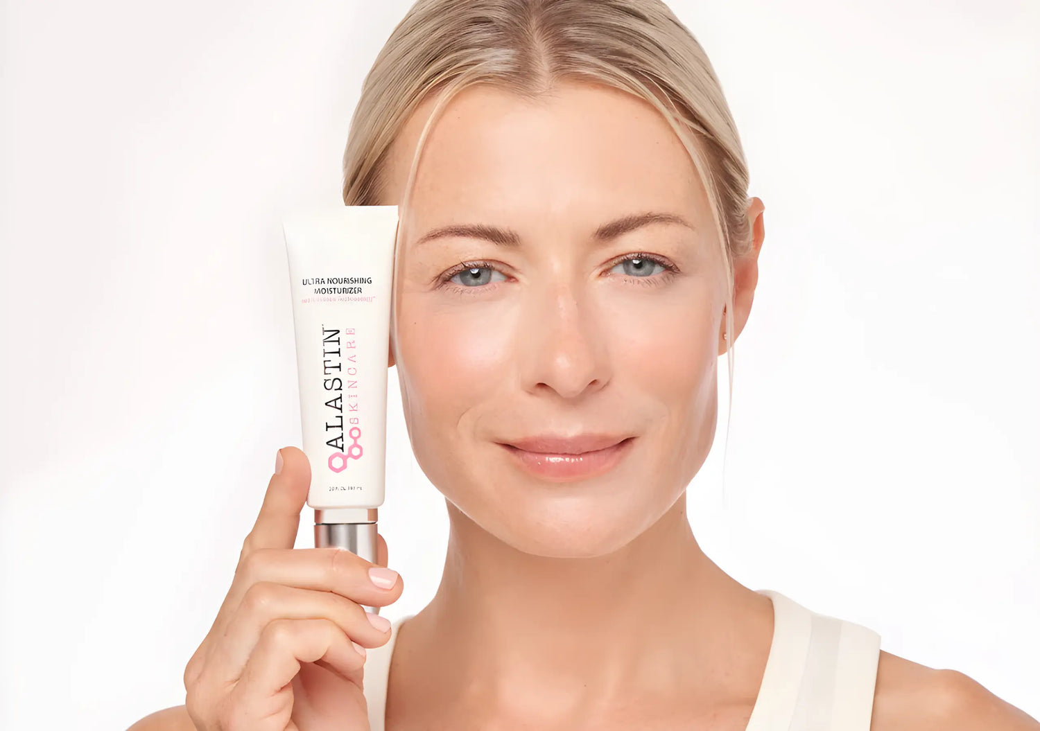 Moisturizer providing 24-hour hydration and nourishment