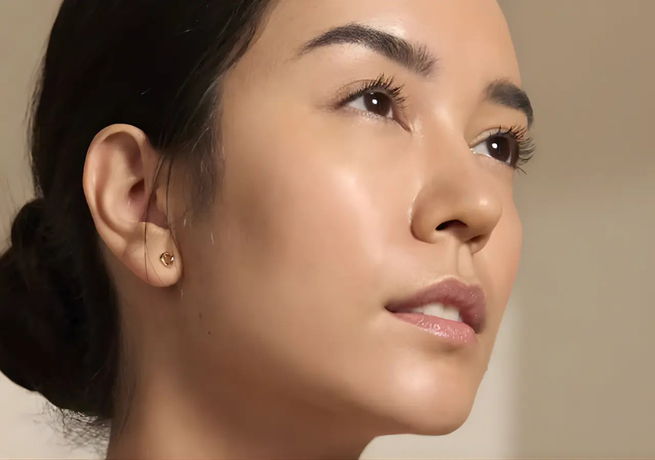 Hydrating Face Mist with Hyaluronic Acid and Niacinamide for Dewy Skin