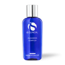 iS CLINICAL Cleansing Complex deep-cleansing gel for all skin types.