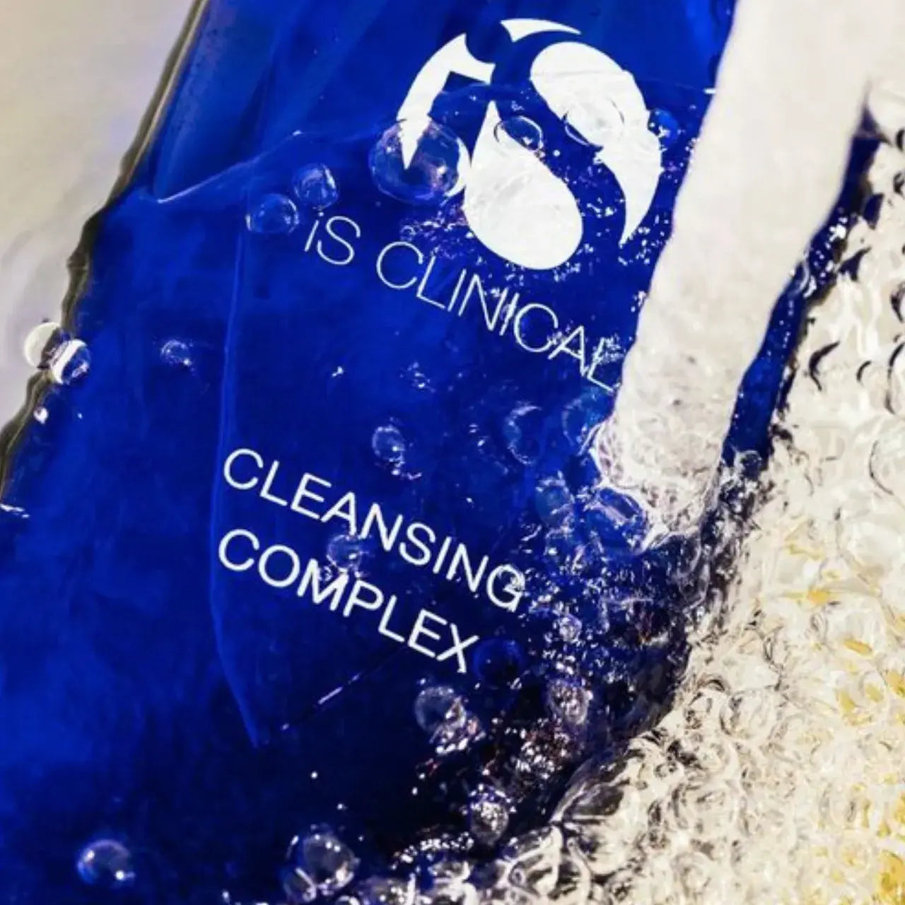 Deep pore cleansing with iS CLINICAL Cleansing Complex for clear, refreshed skin.