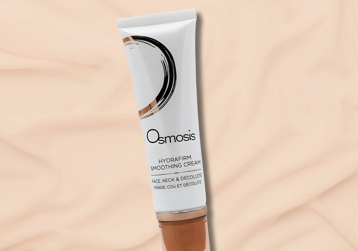 Smoothing cream that refines texture and enhances skin’s natural glow