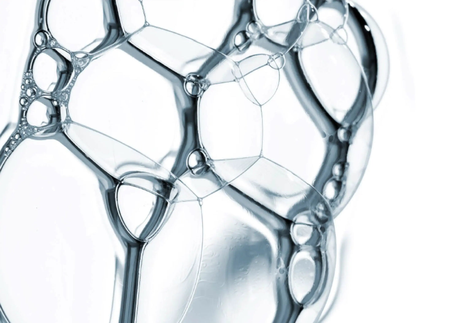 Osmosis Replenish Serum providing antioxidant defense and free radical protection