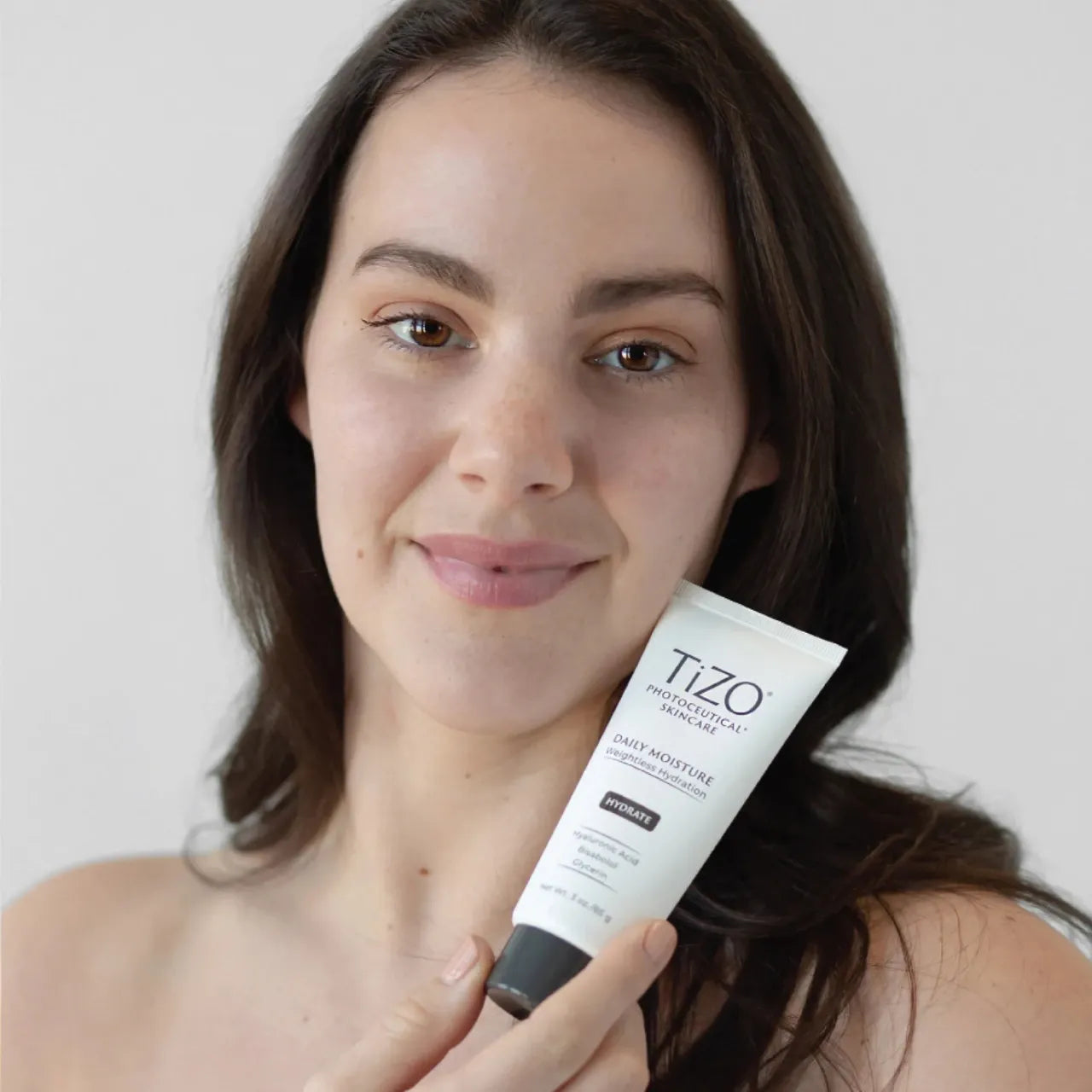 TiZO® Daily Moisture helps achieve smooth, radiant skin by balancing hydration and improving skin texture for a healthy glow.